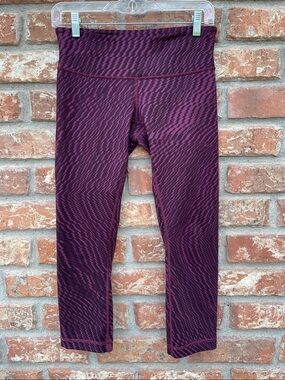 Lululemon  Women’s Burgundy Patterned Active Leggings